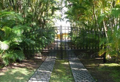 How to Find the Right Fence Company in Winter Garden, FL