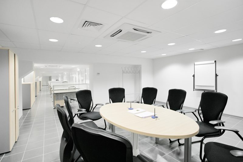 4 Questions Before Working with an Office Furniture Installation Firm