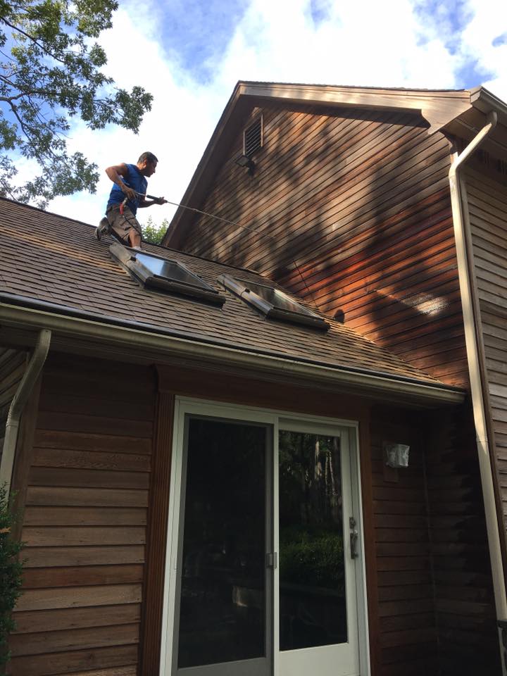 Improve the Appearance of Your Home with Roof Power Washing in Middletown, NJ