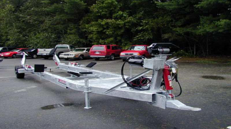 Benefits Of A New Or Used Hydraulic Boat Trailer For Sale