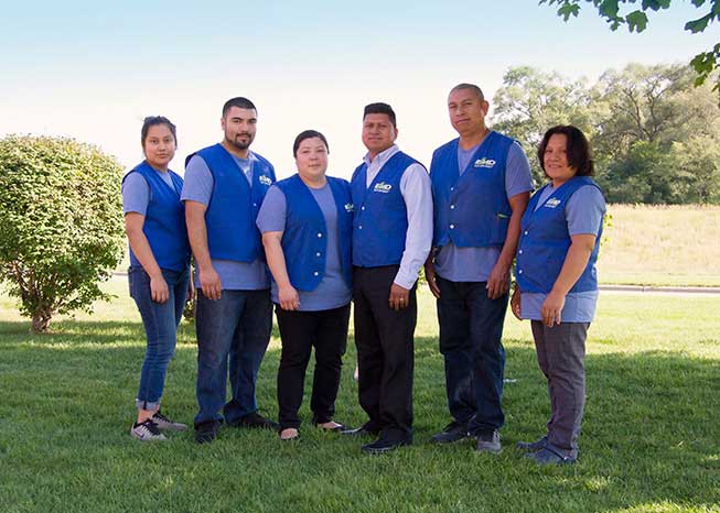 4 Reasons You Should Hire a Professional Cleaning Crew for Your Office