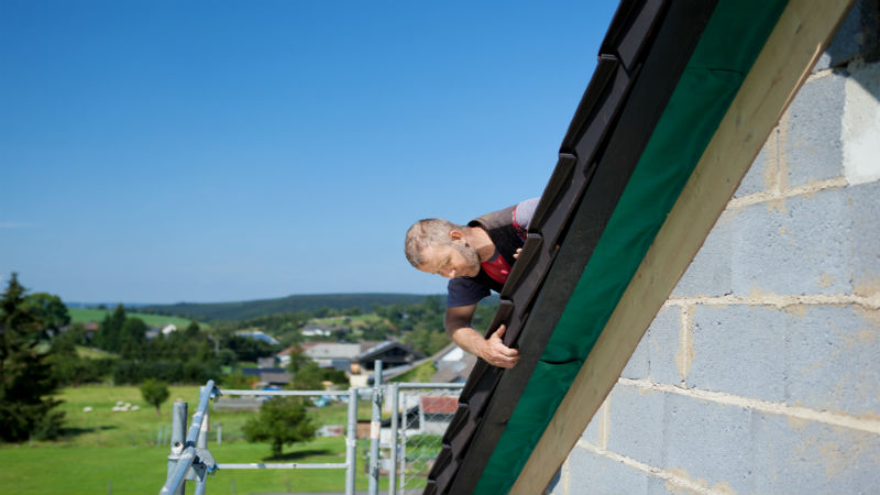 How Long Do Gutters Last And What Are Some Signs They Need To Be Replaced?