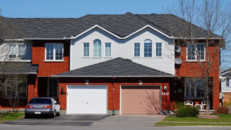 3 Reasons for Garage Door Repair Service in Apopka, FL