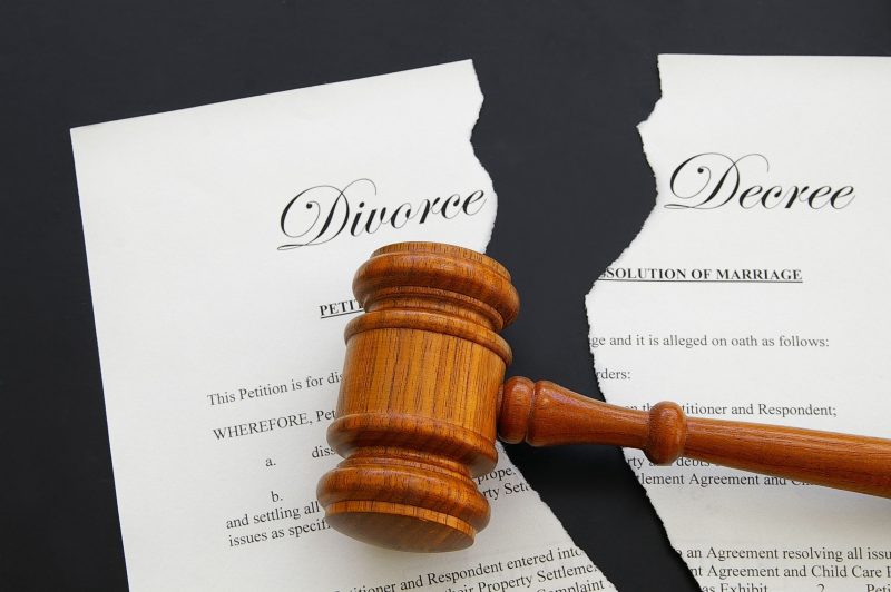 Why a Divorce Attorney in Laurel, MS, May Have More Clients in January
