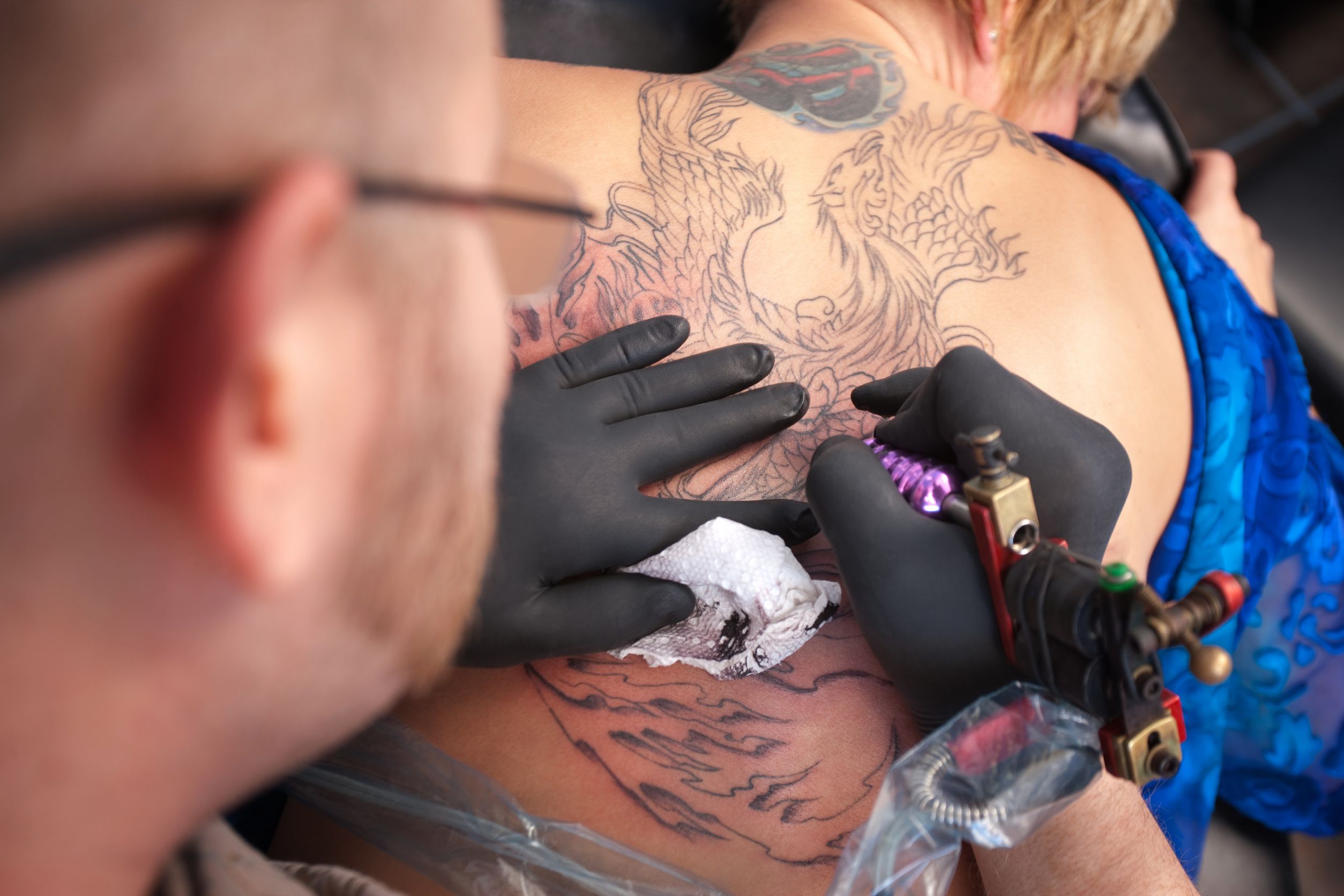 How a Tattoo Artist in San Diego, CA Helps Clients Choose the Right Design