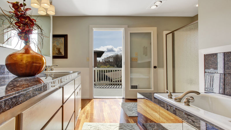 There Is a Reason Why White Shaker Cabinet Doors Are So Popular