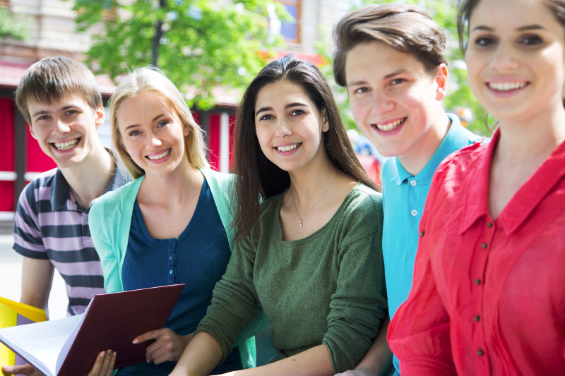 Building Your Social Network at Indiana University Apartments