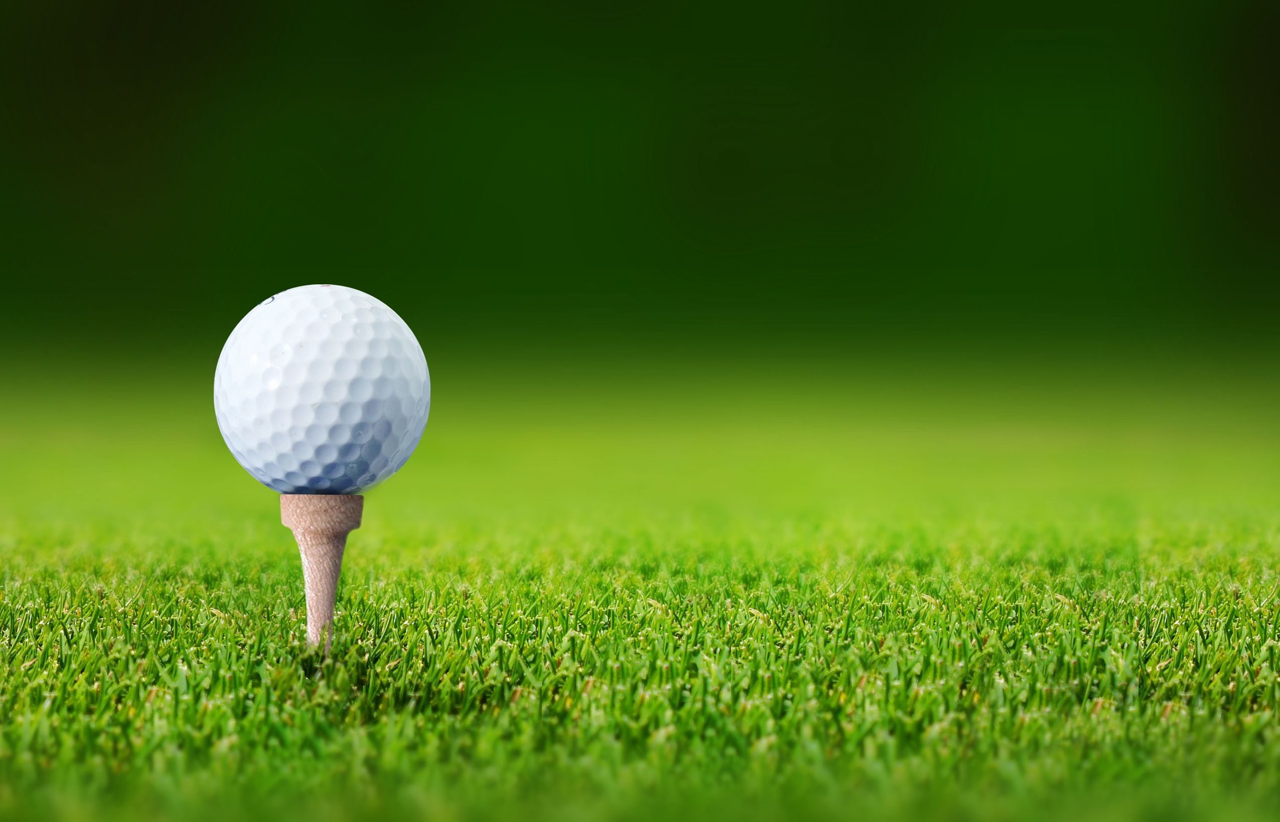 Enjoy Acres of Green and Explore Golf Packages