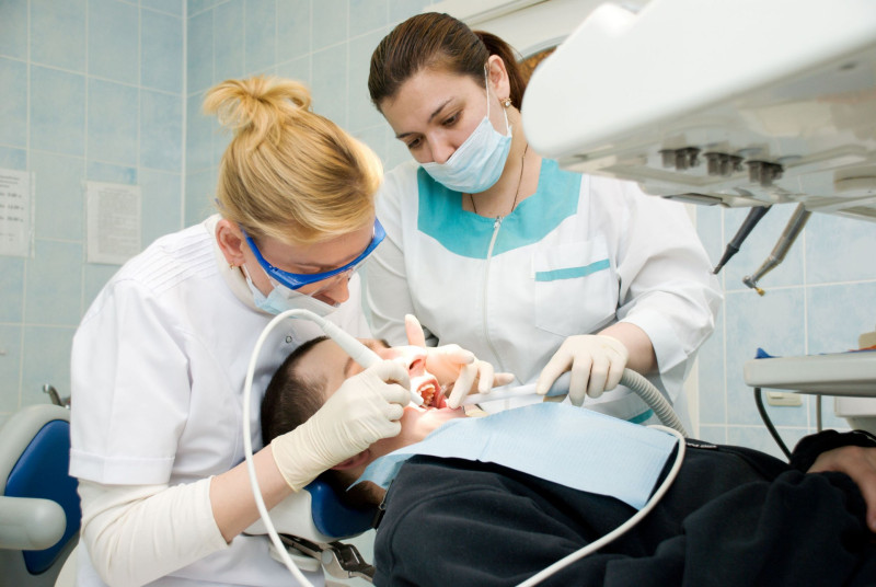 An Emergency Dentist in Fairfax Can Be a True Miracle Worker