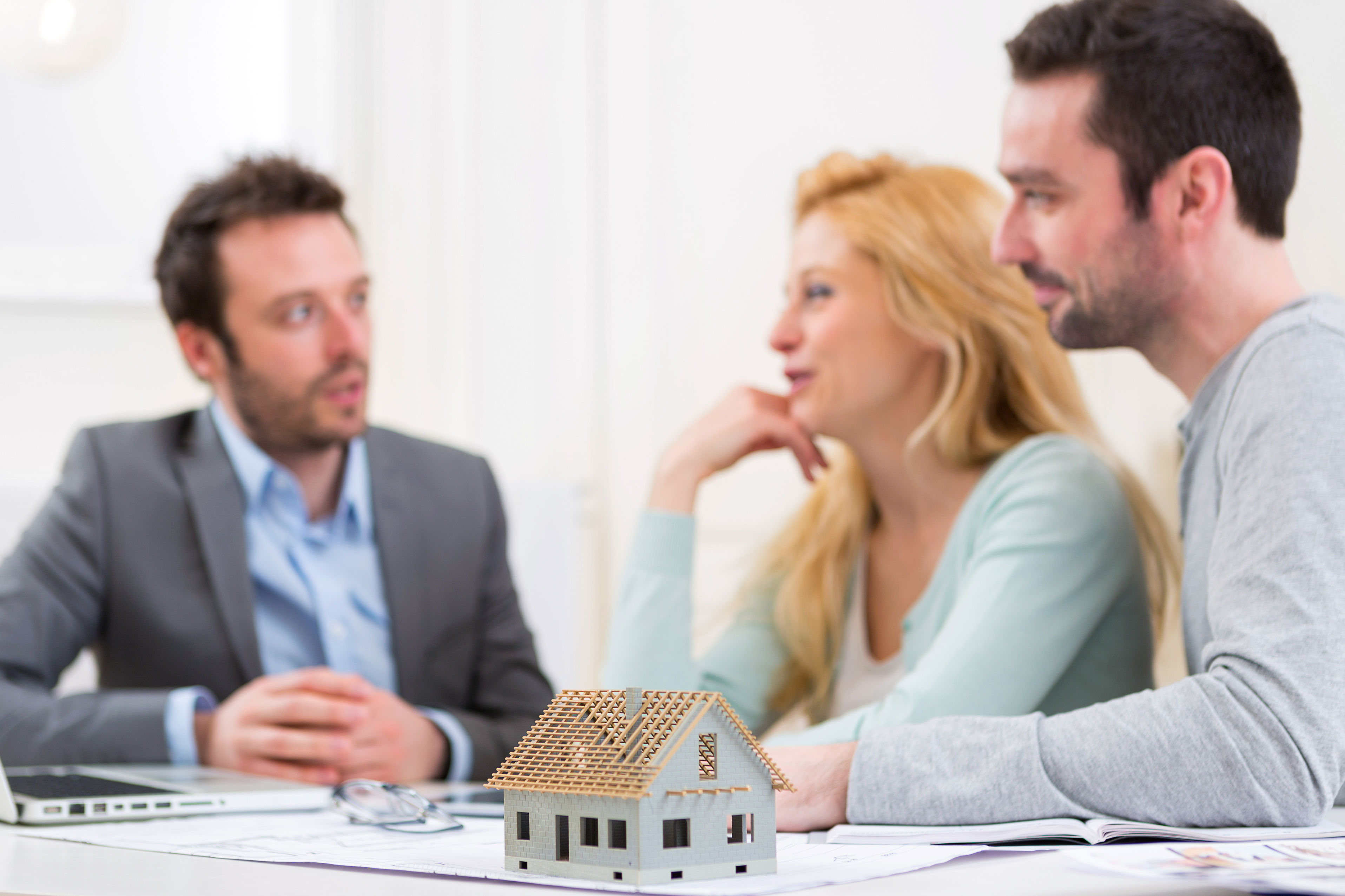 Working with a Real Estate Agent in Greenville, SC Makes Things Simpler