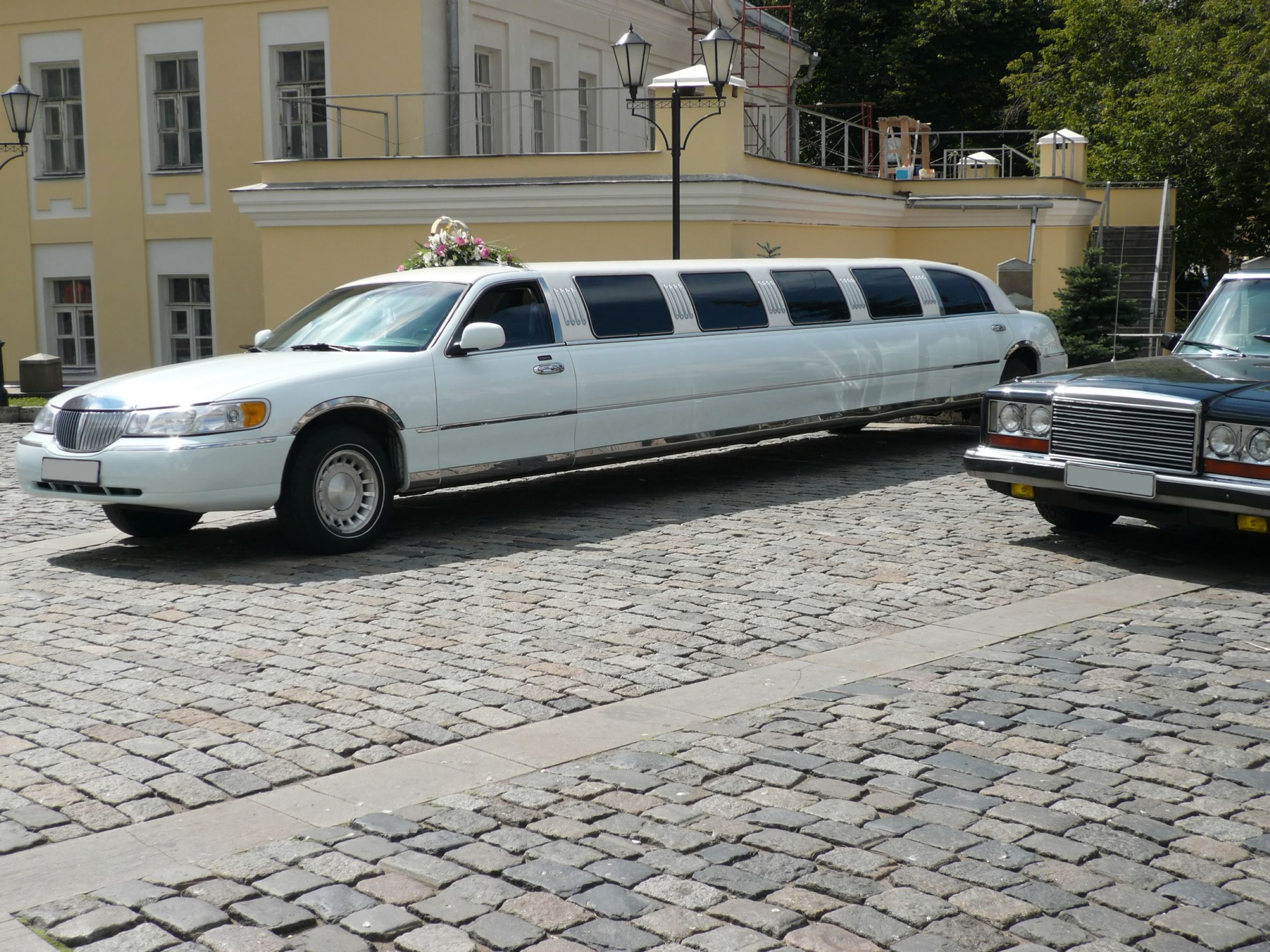 Solid Reasons to Hire a Limo for a Bachelorette Party in Charlotte, NC