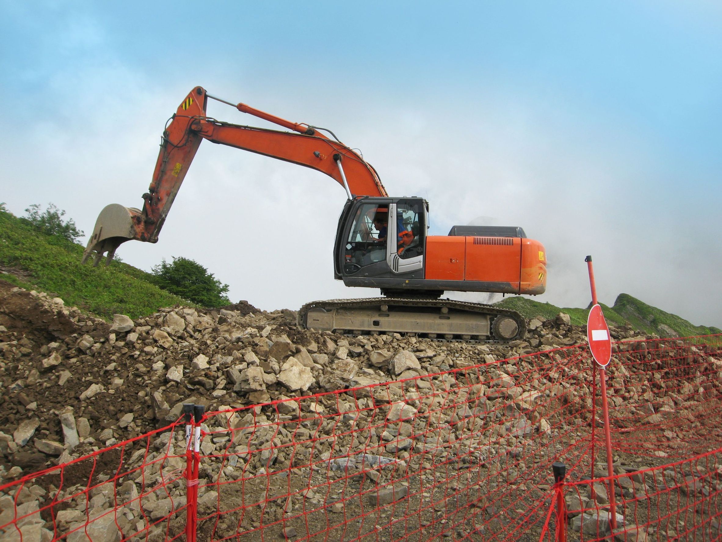 When to Utilize Brush Cutters for Mini Excavators