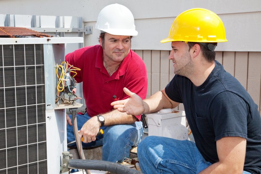 Performing HVAC Maintenance in Dallas TX