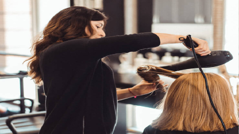 Three Things You Need to Look for In a Carrollton Women’s Hair Salon