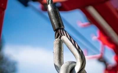 Crane Hoisting Fresno CA Services That Ensure Safe and Efficient Construction Projects