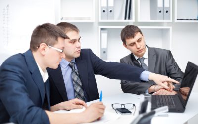 What to Expect When Working with Financial Advisors Milwaukee WI for Your Investments