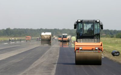 How Asphalt Milling Prepares Commercial Lots for Better Surface Performance